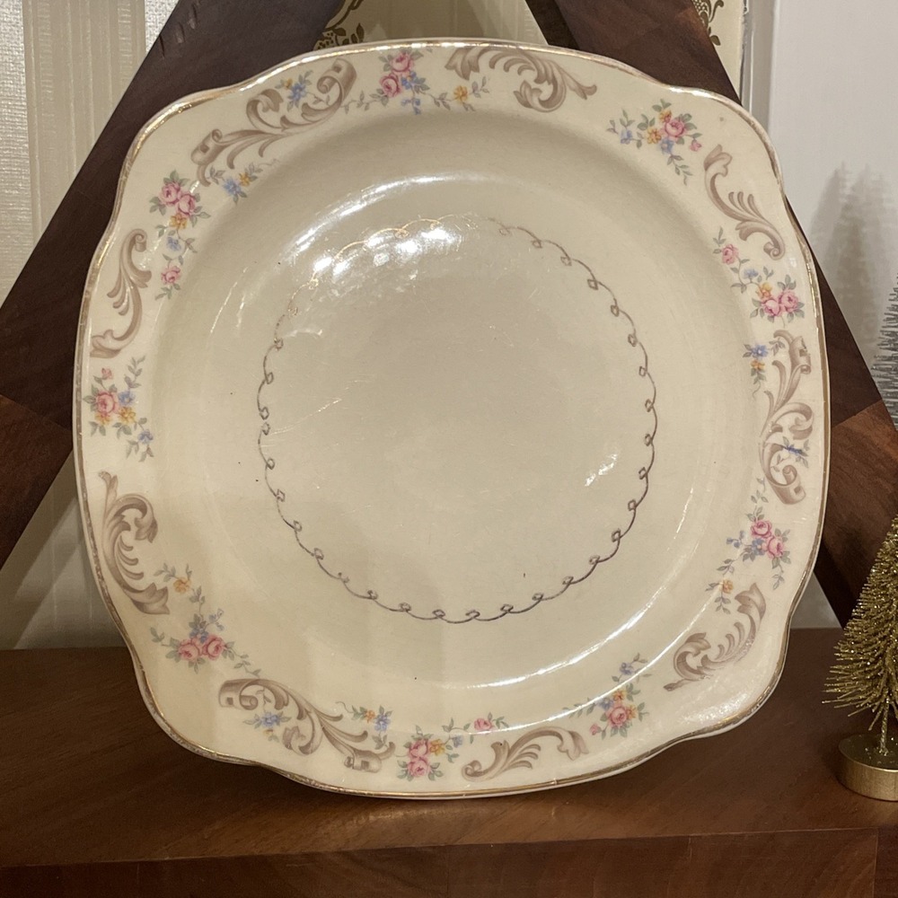 Paden City Pottery‎ L 44 USA 8" Square Salad Plate (1) Ivory Floral Design Gold